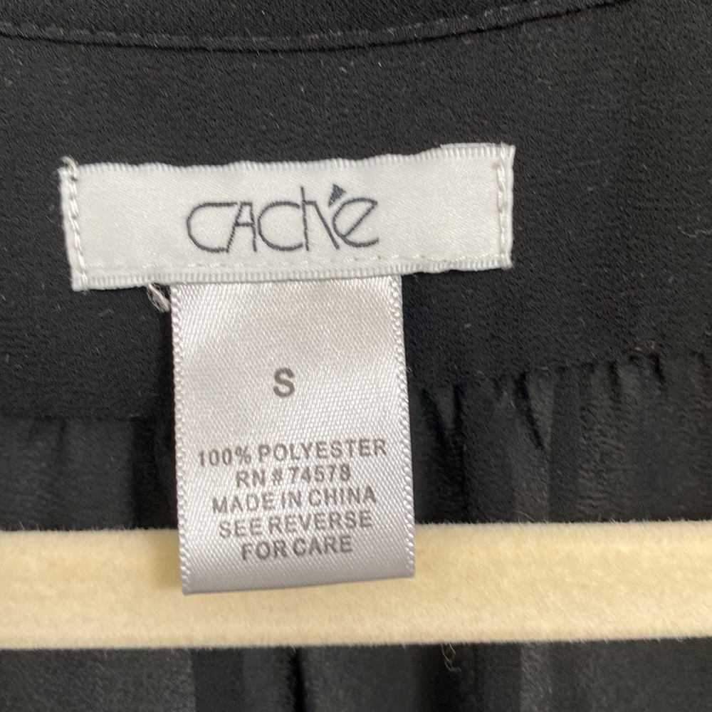 Cache blouse Size S - Picture 2 of 4